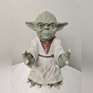 Collectable Life-Size Star Wars Yoda Statue Painted Compressed Foam 20"